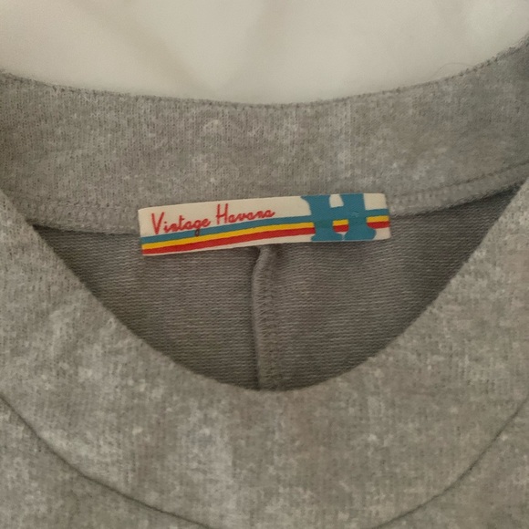 sweater - Picture 4 of 5